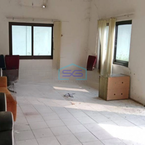 Dijual Gudang Akses Container Luas Bangunan  2016 m² di Curug Tangerang-1