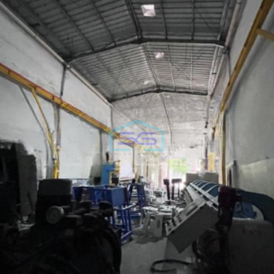 Dijual Gudang Luas Tanah  297 m² Lokasi Karawang Barat