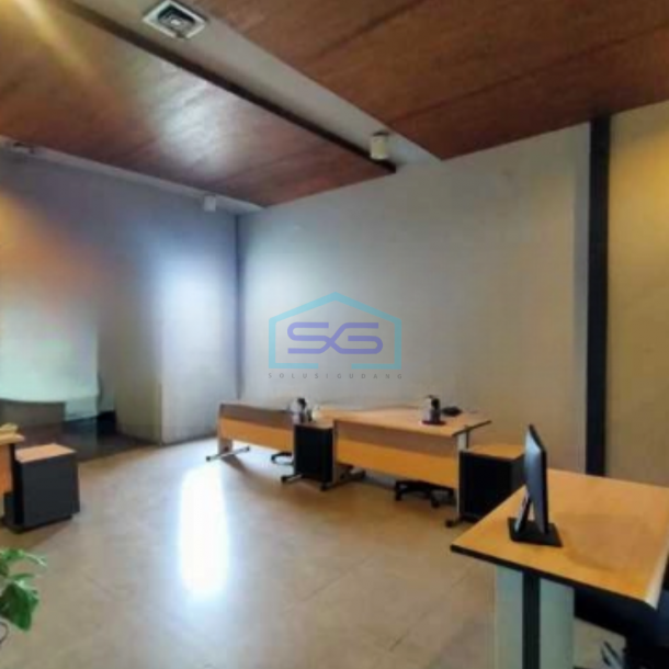 Dijual Ruang Usaha Luas Bangunan 5000 m² Lokasi Kebayoran Lama Jakarta Selatan-3