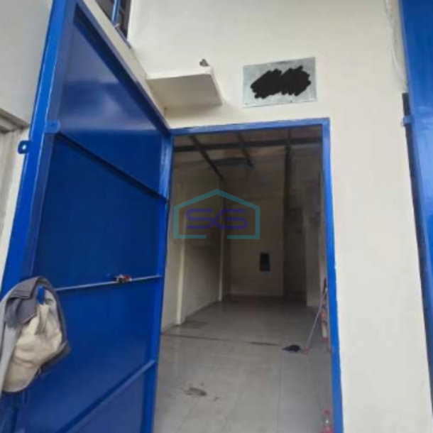 Dijual Gudang Akses Container 40 Feet Luas Tanah  250 m² di Cipondoh Tangerang-2