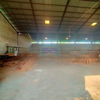 Dijual Gudang Luas Bangunan  3000 m² Lokasi Pasar Kemis Tangerang