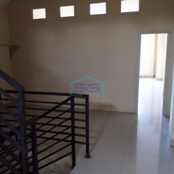 Dijual Ruko 3 Lantai Luas Bangunan  175 m² Lokasi Ciledug Tangerang-2