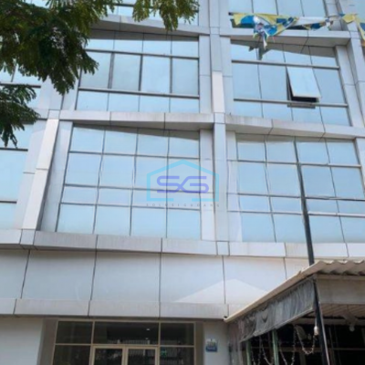 Disewakan Ruko 3 Lantai Luas Bangunan  272 m² di Pantai Indah Kapuk Jakarta Utara