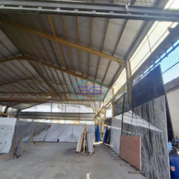 Dijual Gudang Luas Bangunan 698 m² Lokasi Strategis di Cipondoh Tangerang-2