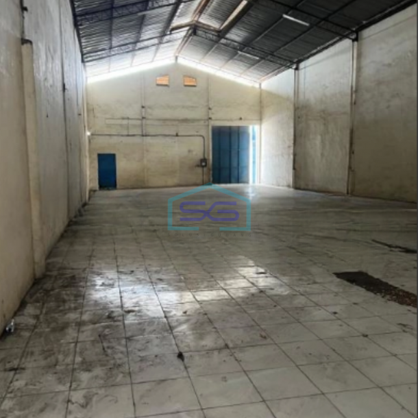 Disewakan Gudang Luas Bangunan 360 m² Loaksi Jakarta Utara-1