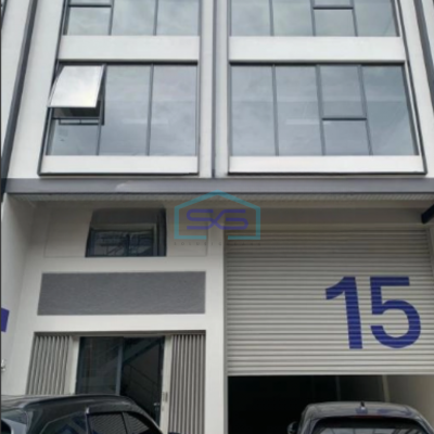 Disewakan Gudang Ada Kantor Luas Bangunan 800 m² Lokasi Benda Tangerang