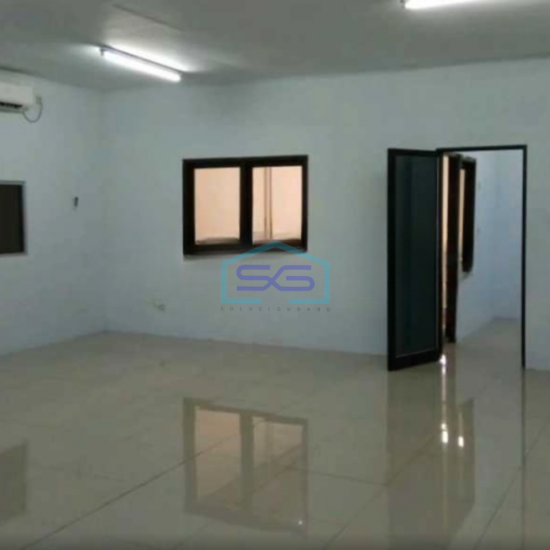 Disewakan Gudang Luas Bangunan  600 m² Lokasi BSD Tangerang-3