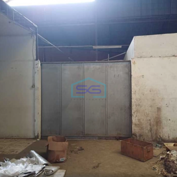 Disewakan Gudang Bebas Banjir Luas Bangunan  1600 m² Lokasi Cipondoh Tangerang-3