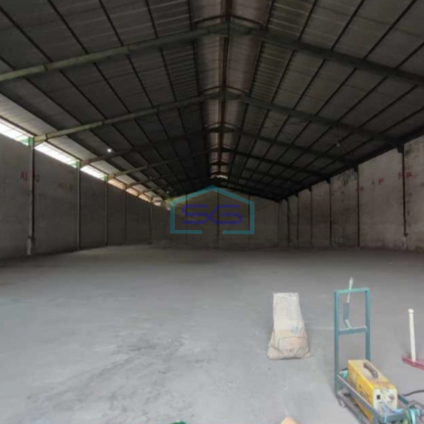 Disewakan Gudang Akses Container 40 Feet Luas Bangunan  1300 m² di Kosambi Tangerang-2