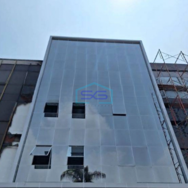 Dijual Ruko Luas Bangunan 675 m² di Pantai Indah Kapuk Jakarta Utara-1