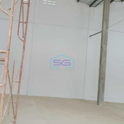 Disewakan Gudang Akses Container 40 Feet Luas Bangunan  146 m² di Kapuk Kamal Jakarta Barat-2