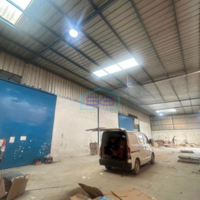 Disewakan Gudang Luas Bangunan  1350 m² Akses Container 40 Feet di Cipondoh Tangerang-3