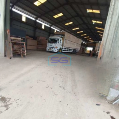 Disewakan Gudang Ada Kantor Luas Tanah  2550 m² Lokasi Cipondoh Tangerang
