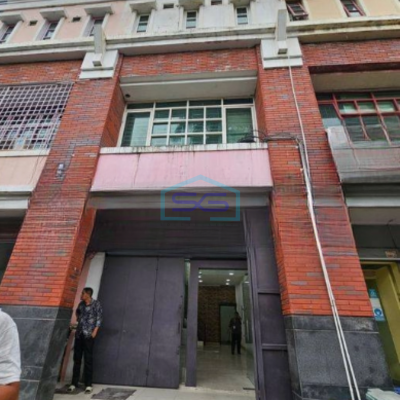 Disewakan Ruko 3 Lantai Luas Bangunan 204 m² di Pluit Jakarta Utara