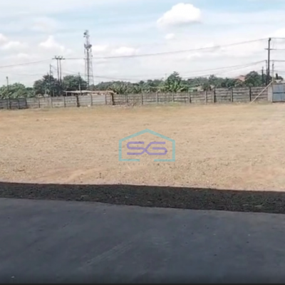 Disewakan Gudang Lokasi Pinggir Jalan Raya Curug Tangerang Luas Bangunan  1260 m²