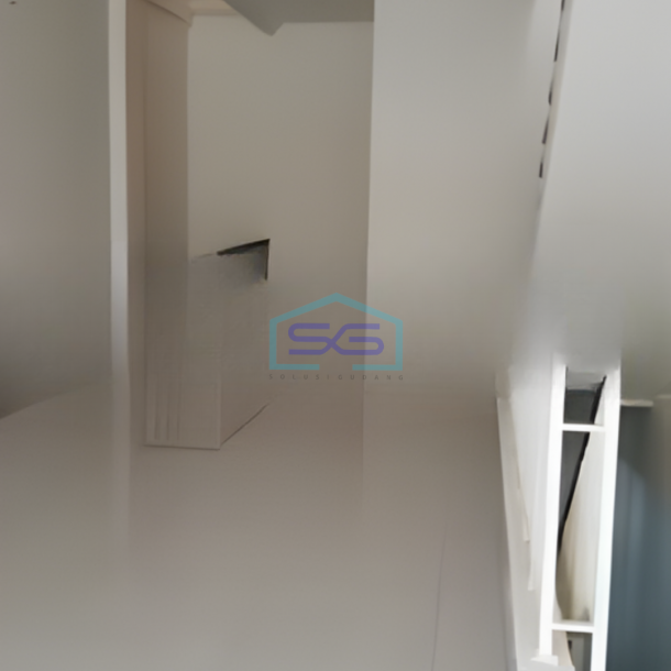 Disewakan Ruko 3 Lantai Luas Bangunan 236 m² Lokasi Jakarta Barat-1