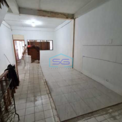 Dijual Ruko Luas Bangunan  382 m² Lokasi Jakarta Barat