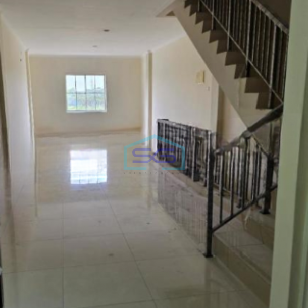 Dijual Ruko Luas Bangunan 210 m² Lokasi di Green Lake City Jakarta Barat-4