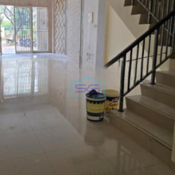 Dijual Ruko Luas Bangunan 210 m² Lokasi di Green Lake City Jakarta Barat-1