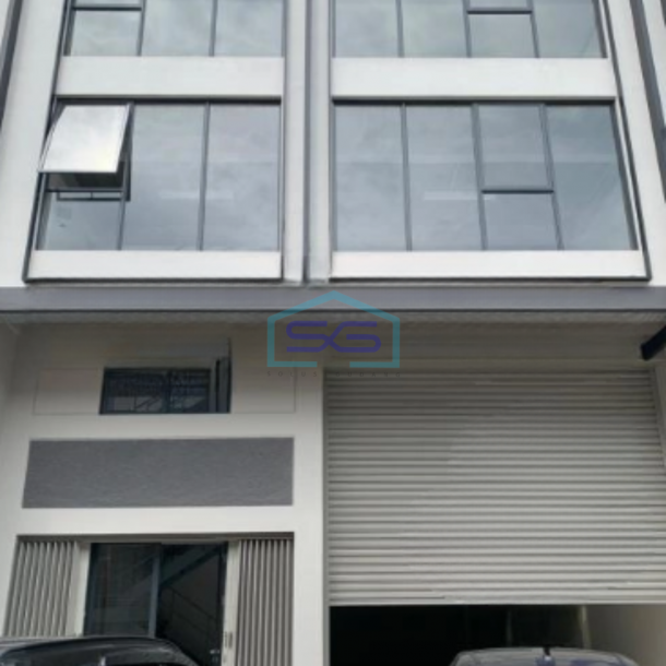 Disewakan Gudang Akses Container Luas Tanah  220 m² Lokasi di Tangerang-1