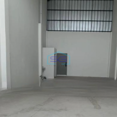 Disewakan Gudang Akses Container 20 Feet Lokasi Benda Tangerang