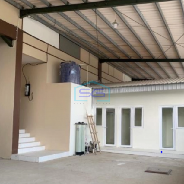 Disewakan Gudang Akses Container 40 feet Luas Bangunan  1100 m² di Pakuhaji Tangerang-3