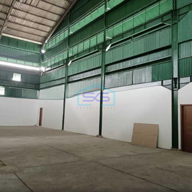Disewakan Gudang Ada Kantor Luas Tanah  770 m² Lokasi di Jurumudi Tangerang-3