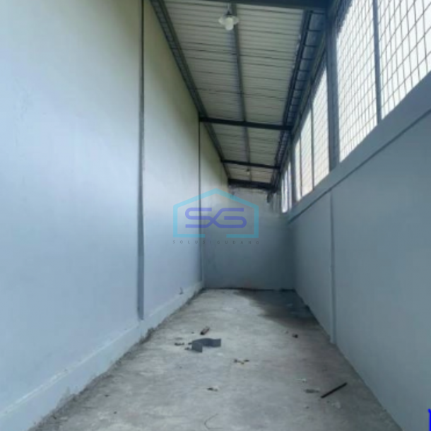 Disewakan Gudang Ada Kantor Luas Tanah  930 m² Lokasi di Pakuhaji Tangerang-2