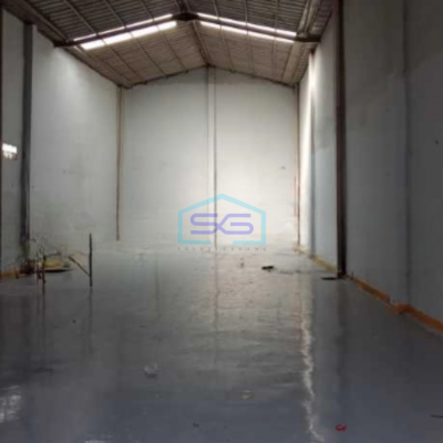 Disewakan Gudang Luas Bangunan  300 m² Lokasi di Kalideres Jakarta Barat