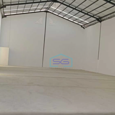 Disewakan Gudang Luas Tanah  550 m² Akses Container Lokasi di Pakuhaji Tangerang