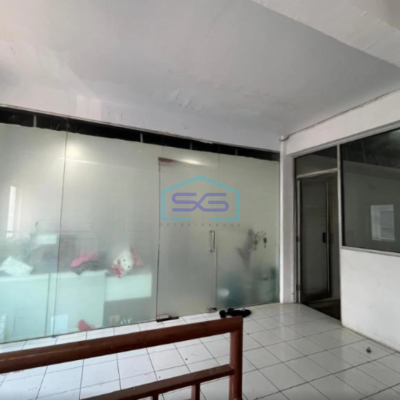 Disewakan Gudang Ada Lift Barang Luas Tanah  240 m² di Pantai Indah Kapuk Jakarta Utara