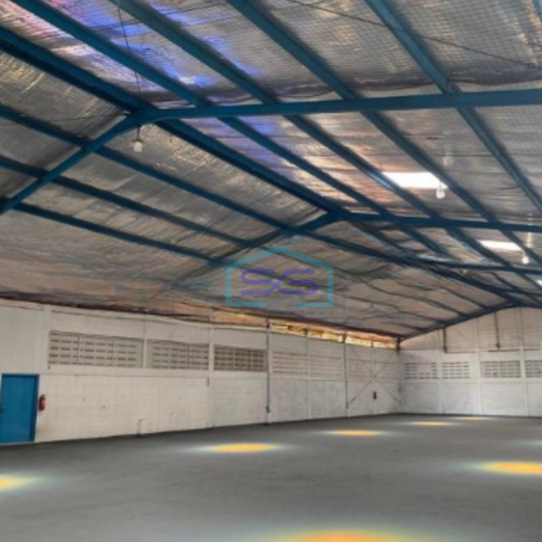 Disewakan Gudang Akses Container 40 Feet Luas Tanah  600 m² di Karawaci Tangerang-2