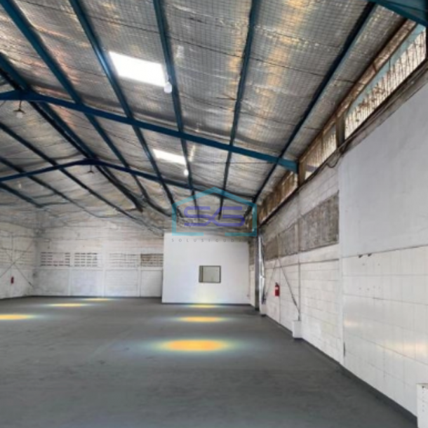 Disewakan Gudang Akses Container 40 Feet Luas Tanah  600 m² di Karawaci Tangerang-1