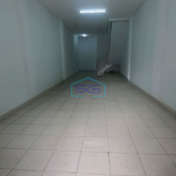 Disewakan Ruko Luas Bangunan 180 m² Lokasi di Tambora Jakarta Barat-3