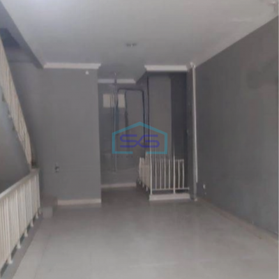 Disewakan Ruko 3 Lantai Luas Bangunan 236 m² di Green Lake City Jakarta Barat