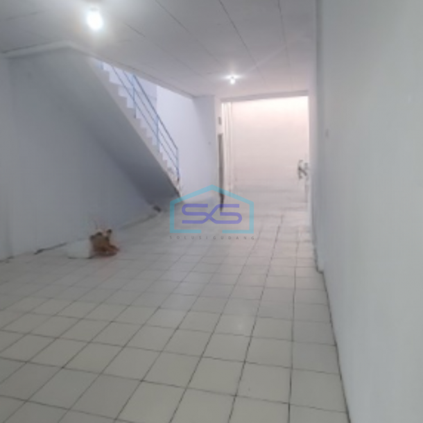 Dijual Ruko 3 Lantai Luas Bangunan 200 m² Lokasi di Jakarta Utara-3