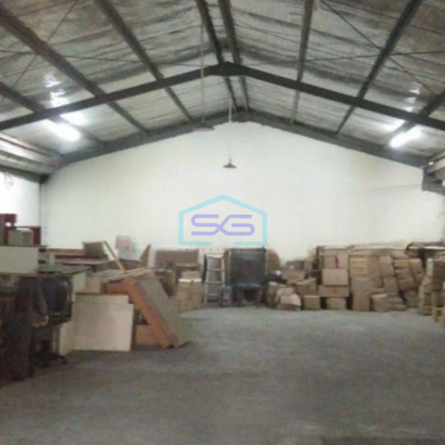 Disewakan Gudang Luas Bangunan  690 m² di Pinggir Jalan Besar Kamal Jakarta Utara