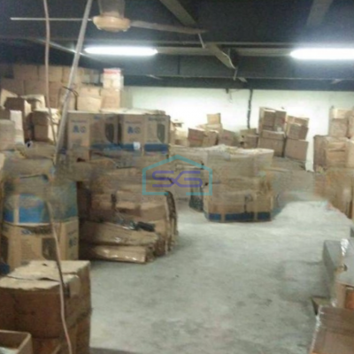 Disewakan Gudang Luas Bangunan  690 m² di Pinggir Jalan Besar Kamal Jakarta Utara