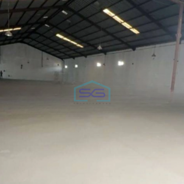 Disewakan Gudang Ada Kantor Luas Bangunan  1600 m² di Cipondoh Tangerang-2