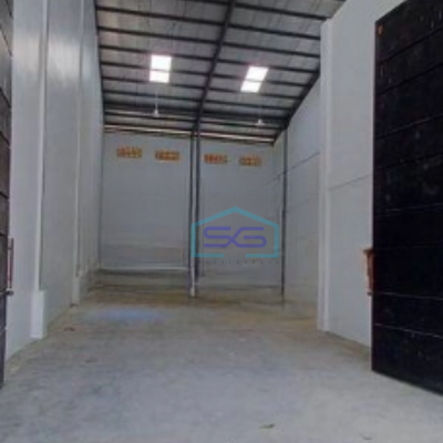 Disewakan Gudang Luas Bangunan  250 m² Ada Kantor di Daan Mogot Tangerang