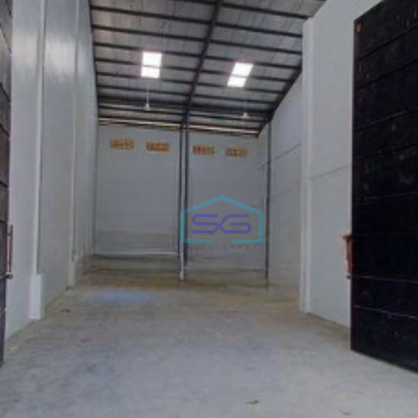 Disewakan Gudang Luas Bangunan  250 m² Ada Kantor di Daan Mogot Tangerang-2