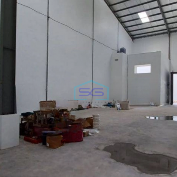 Disewakan Gudang Baru Luas Bangunan 250 m² di Kalideres Jakarta Barat Ada Kantor-1