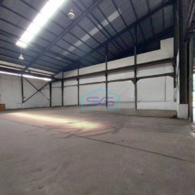 Disewakan Gudang Akses Container 40 Feet Luas Bangunan 428 m² di Jurumudi Tangerang