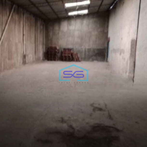 Disewakan Gudang Ada Kantor Luas Bangunan  1425 m² di Kalideres Jakarta Barat-2
