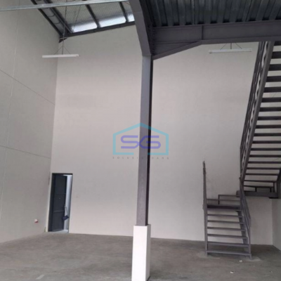 Disewakan Gudang Baru di BSD City Tangerang Luas Bangunan  180 m²