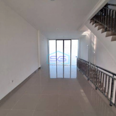 Disewakan Ruko Luas Bangunan  236 m² di Pantai Indah Kapuk Jakarta Utara