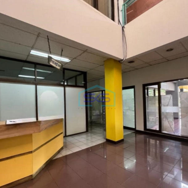 Dijual Ruang Usaha Tanah Dan Bangunan Taman Kedoya Baru 8240 M2-1
