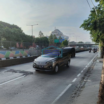 Disewakan Tanah di Yos Sudarso Jakarta Utara LT 8756m2 Ada Gudang