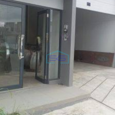 Disewakan Gudang Siap Huni Luas Tanah  250 m² Lokasi Bebas Banjir di BSD Tangerang-2