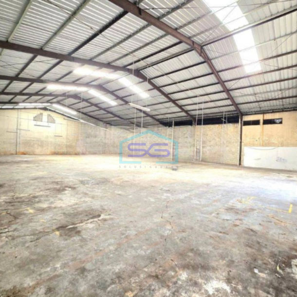 Disewakan Gudang Lokasi Tidak Banjir Luas Tanah  1200 m² di Batu Ceper Tangerang-1